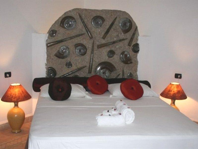 Riad Les Ammonites And Spa Marrakesh Exterior photo
